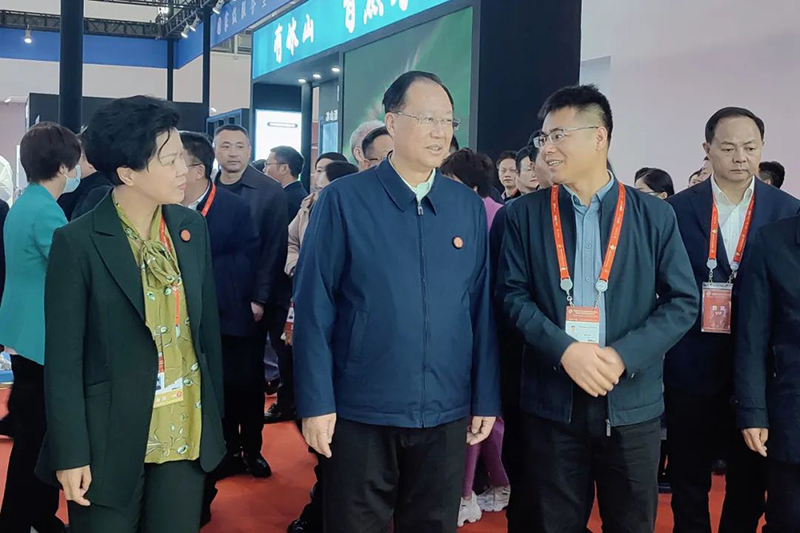 “威胜做得很好！”——66体育直播平台
在首届链博会上获省长点赞